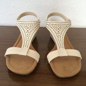 Alfani StepNFlex Women's Wedge Sandals - cream, size 7.5